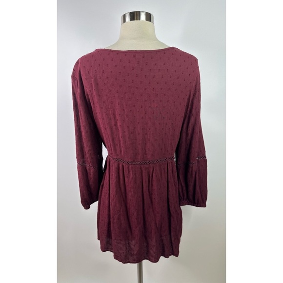 Arizona Jean Co. Floral Embroidered V-Neck Long Sleeve Top - Picture 2 of 11